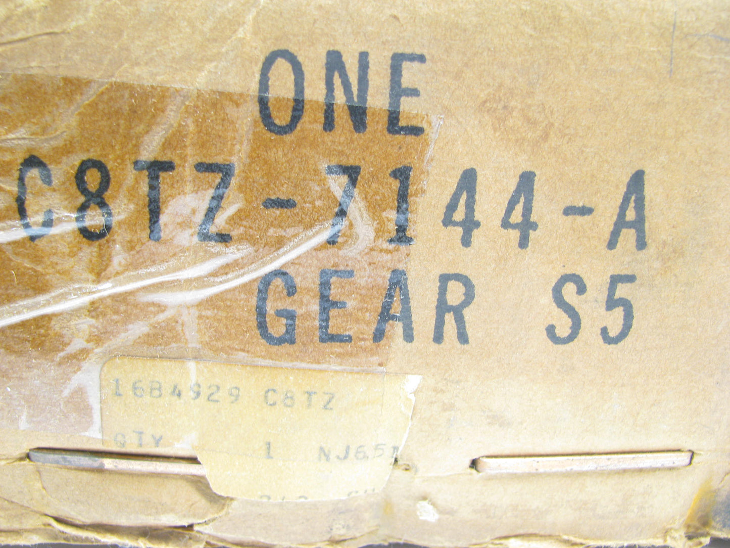 NOS - OEM Ford C8TZ-7144-A Manual Transmission 4th Speed Gear - 282-V-36