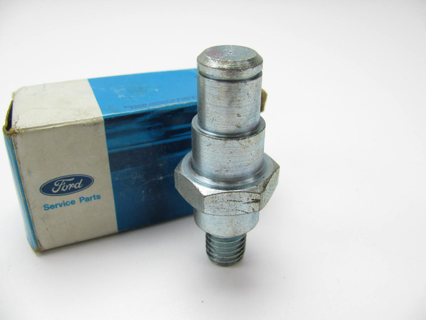 NEW - OEM Ford C8UZ-7A535-A Clutch Release Equalizer Engine Pivot