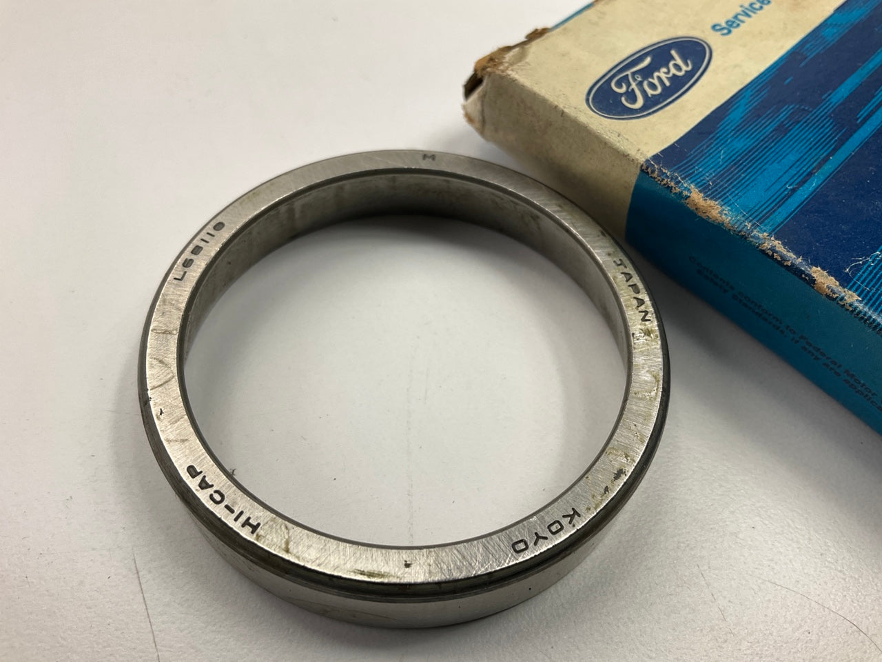 NEW - OEM Ford D0AZ-1202-A Front Inner Wheel Bearing Race Cup