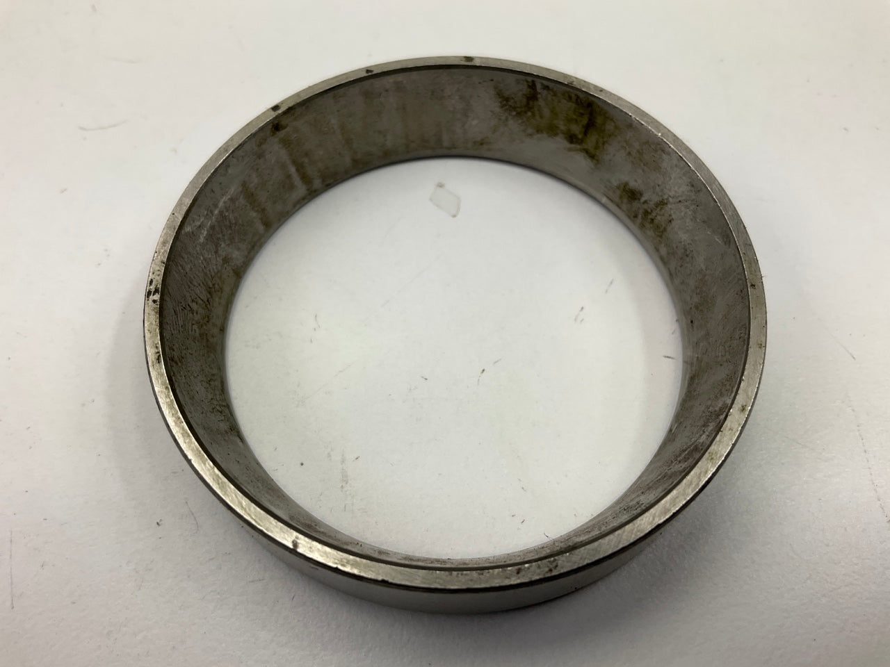 NEW - OEM Ford D0AZ-1202-A Front Inner Wheel Bearing Race Cup