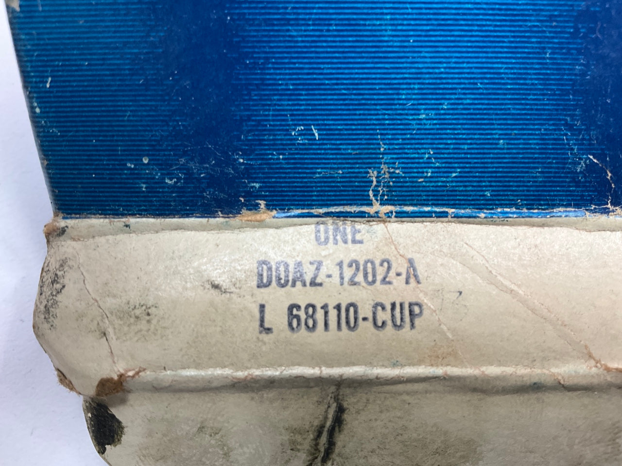 NEW - OEM Ford D0AZ-1202-A Front Inner Wheel Bearing Race Cup