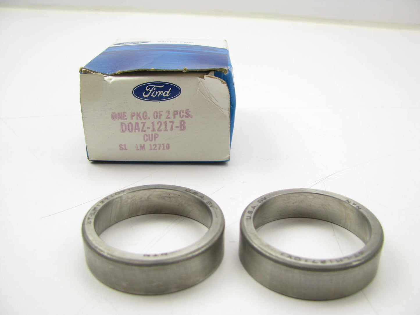 (2) NEW - OEM Ford D0AZ-1217-B Front Outer Wheel Bearing Race Cups