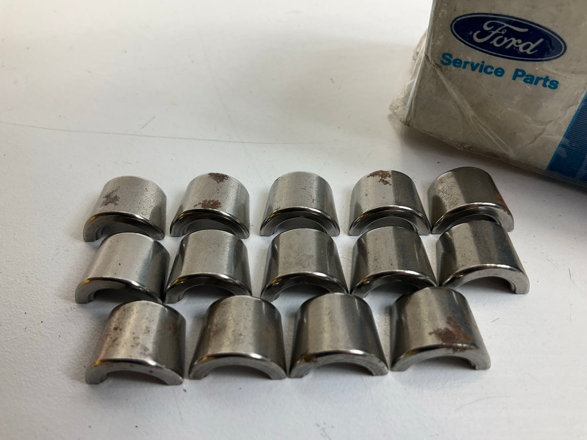 (14) NEW - OEM Ford D0AZ-6518-A Engine Valve Spring Retainer Keeper