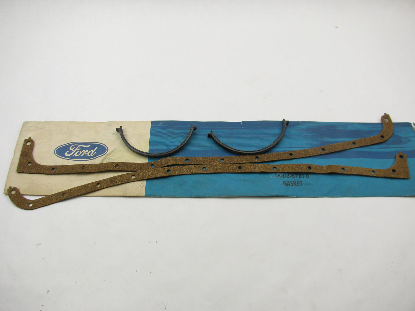 NEW - OEM Ford D0DZ-6781-B Engine Oil Pan Gasket 1969-1980 250 4.1L