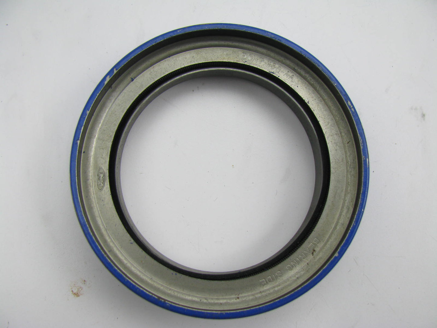 NEW - OEM Ford D0HZ-1190-B Wheel Seal - Front Inner