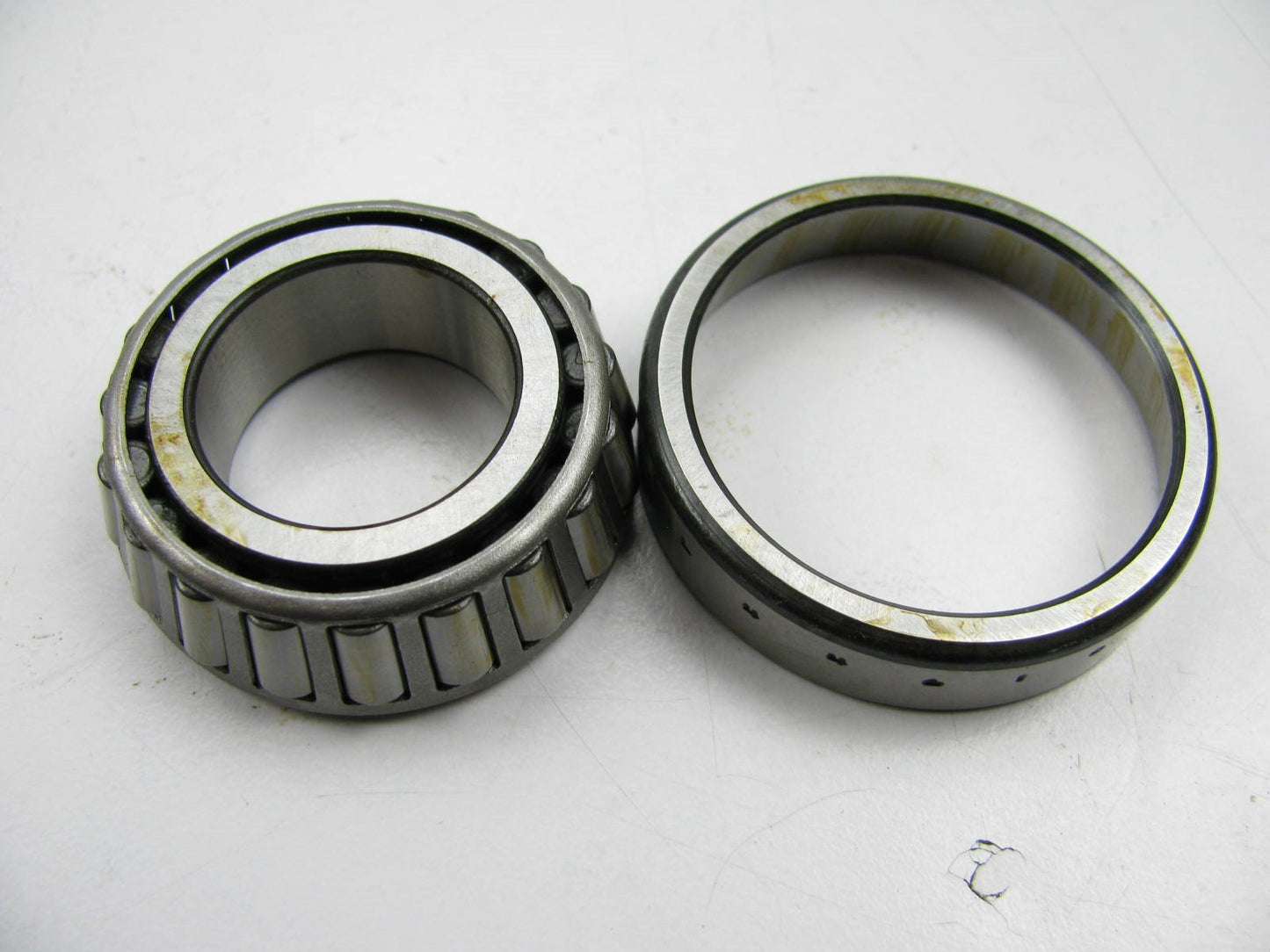 Ford D0HZ-3517-B Lower Steering Column Bearing 1970-1989 L-LN-LNT-LT-LTS600/900