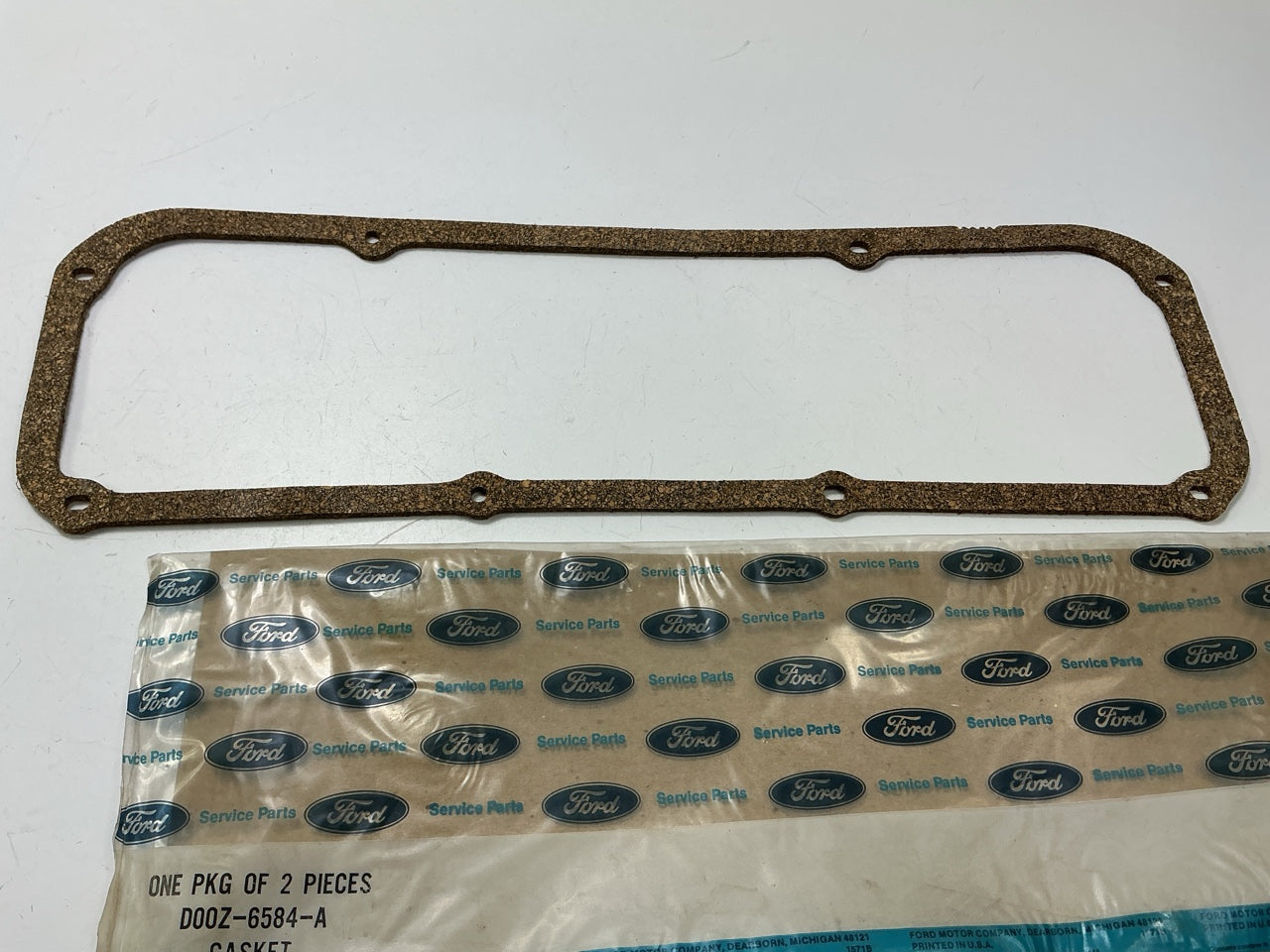 NEW - OEM Ford D0OZ-6584-A SINGLE Engine Valve Cover Gasket