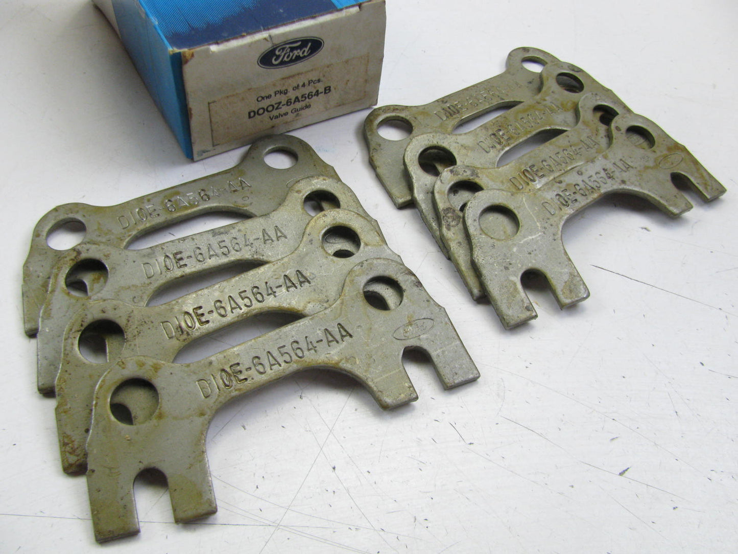 (8) NEW - OEM Ford D0OZ-6A564-B Engine Valve Push Rod Guide 70-72 429-V8 CJ SCJ