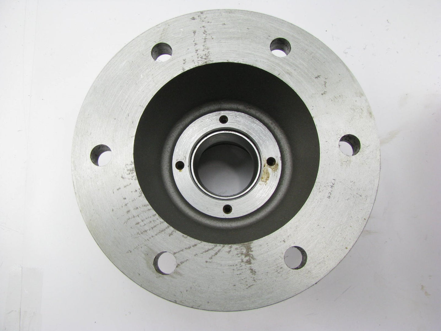 NOS Genuine OEM Ford D0TZ-1104-E Axle Hub