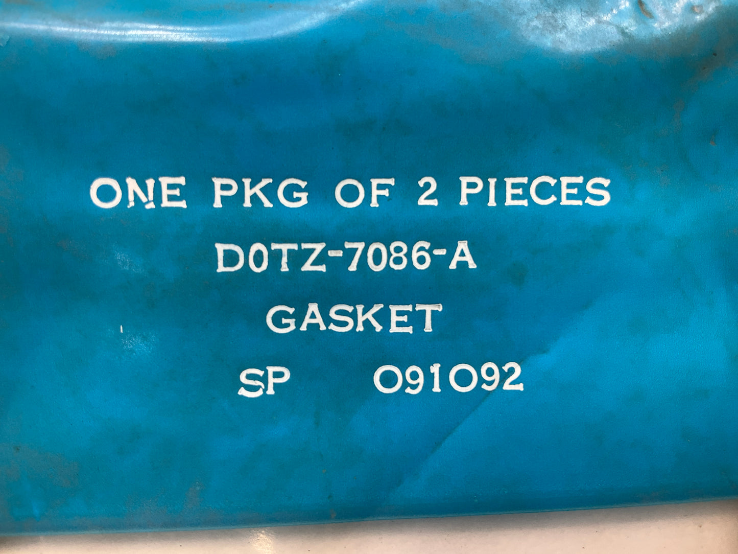 (2) NEW - OEM Ford D0TZ-7086-A Extension Housing Gasket 1970-1979 F600 330-V8 C6