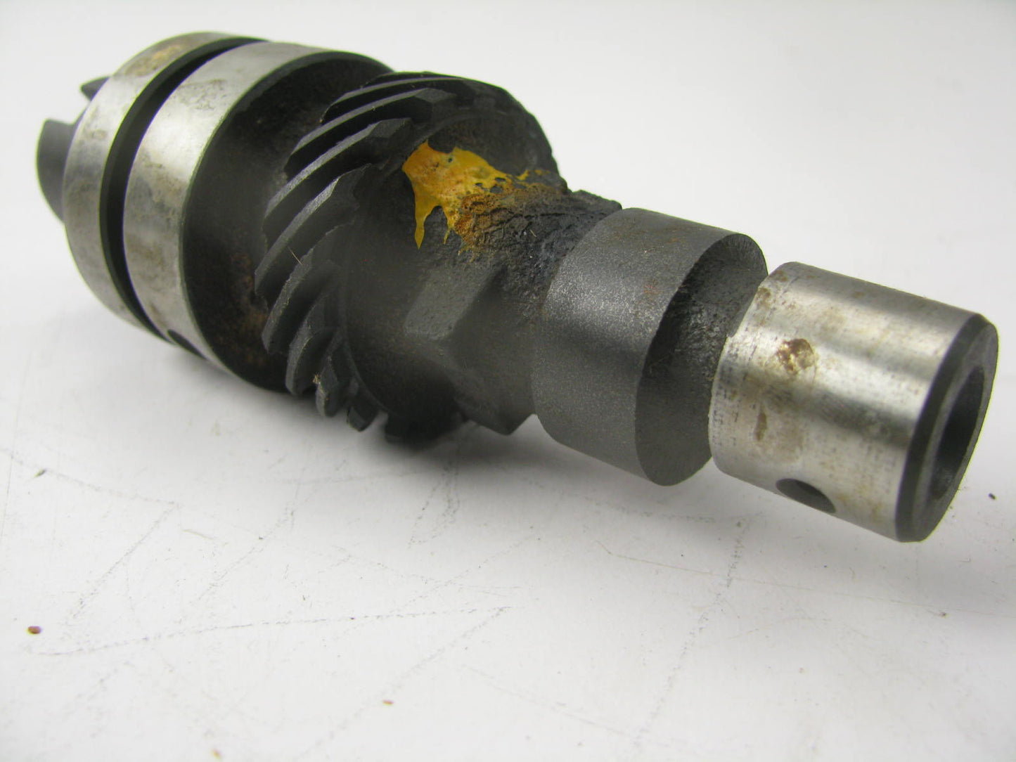 NOS - OEM Ford D1FZ-6A739-A Auxiliary Drive Shaft 1971-1973 2.0L-L4