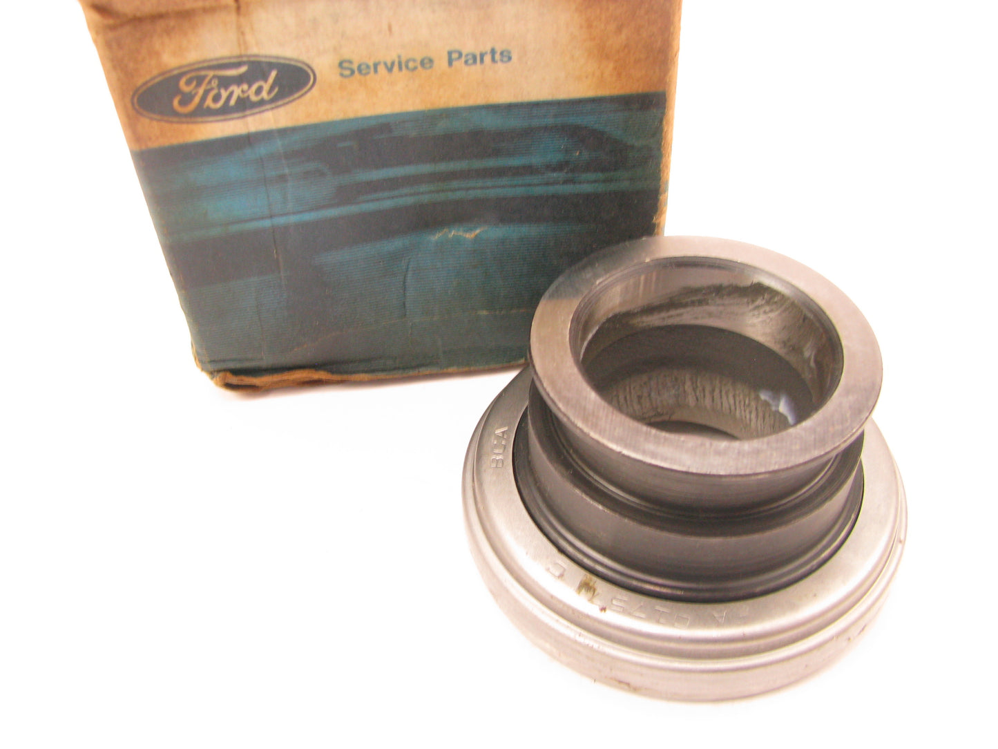 NEW - OEM Ford D1TZ-7548-C Clutch Release Bearing 65-71 B500/750 F500/750 300-L6