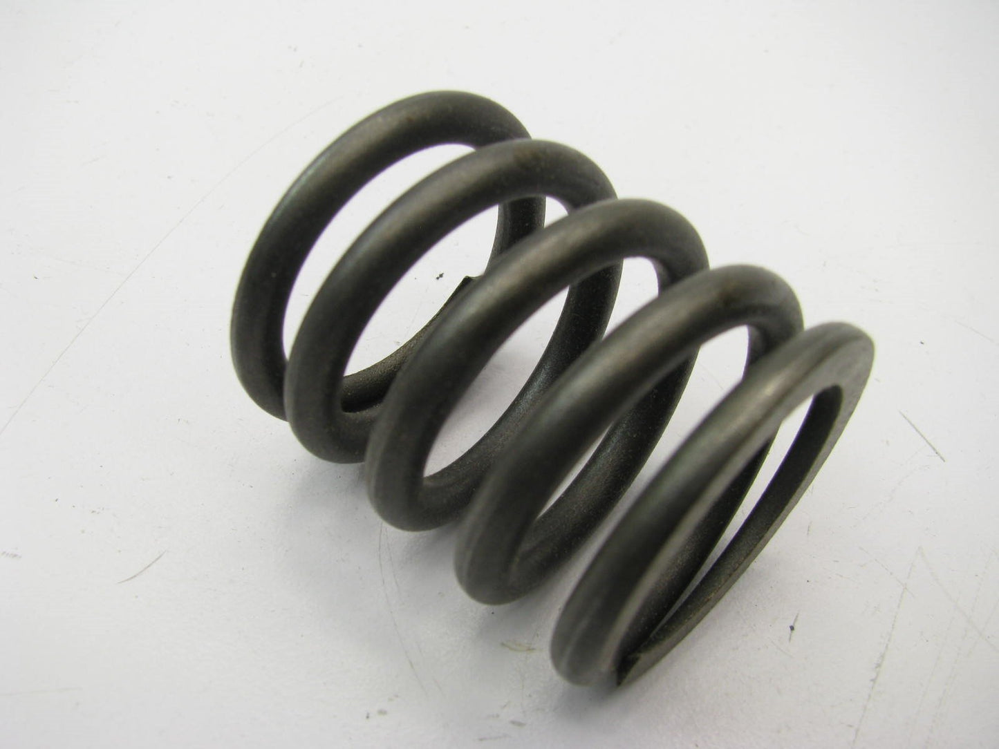 NOS - OEM Ford D27Z-6513-B Engine Valve Spring 1972-82 1.3L 1.4L 1.6L 1.8L 2.0L
