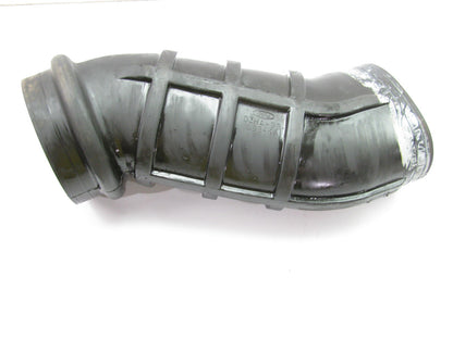 NEW Ford D2HZ-9B613-C Air Intake Hose 1972 L-Series Cummins NH230 NHC250 N927