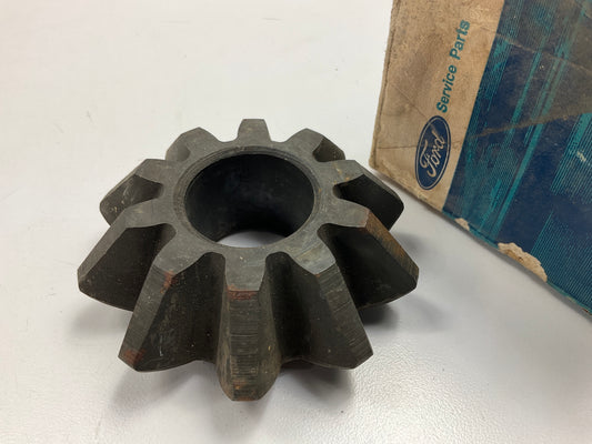 NEW - OEM Ford D2TZ-4215-A Rear Differential Pinion Gear - DANA 70 AXLE