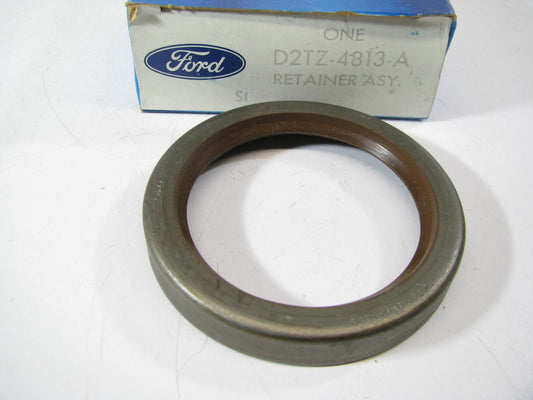 NEW - OEM Ford D2TZ-4813-A Output Shaft Seal - New Process & Warner 4 Speed