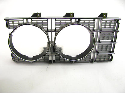 NOS - OEM Ford D3AZ-13064 Headlight Headlamp Bezel Door Set 1973 LTD