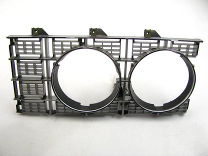 NOS - OEM Ford D3AZ-13064 Headlight Headlamp Bezel Door Set 1973 LTD