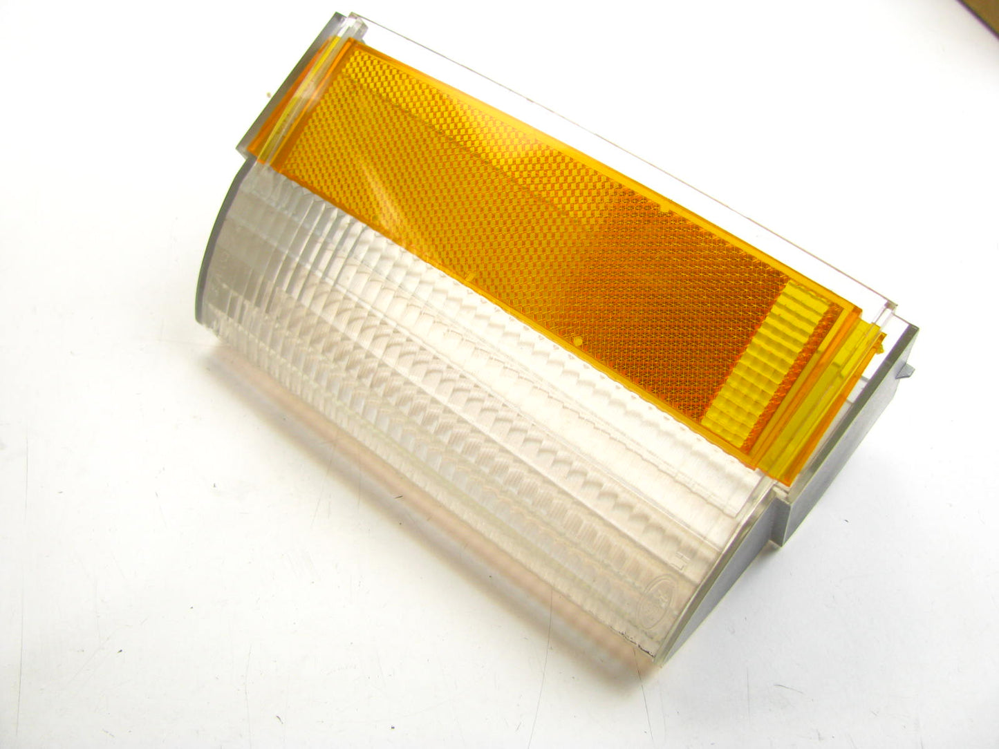 NOS OEM Ford D3AZ-13209-A Left Drivers Side Turn Signal Lens 1973-1974 LTD