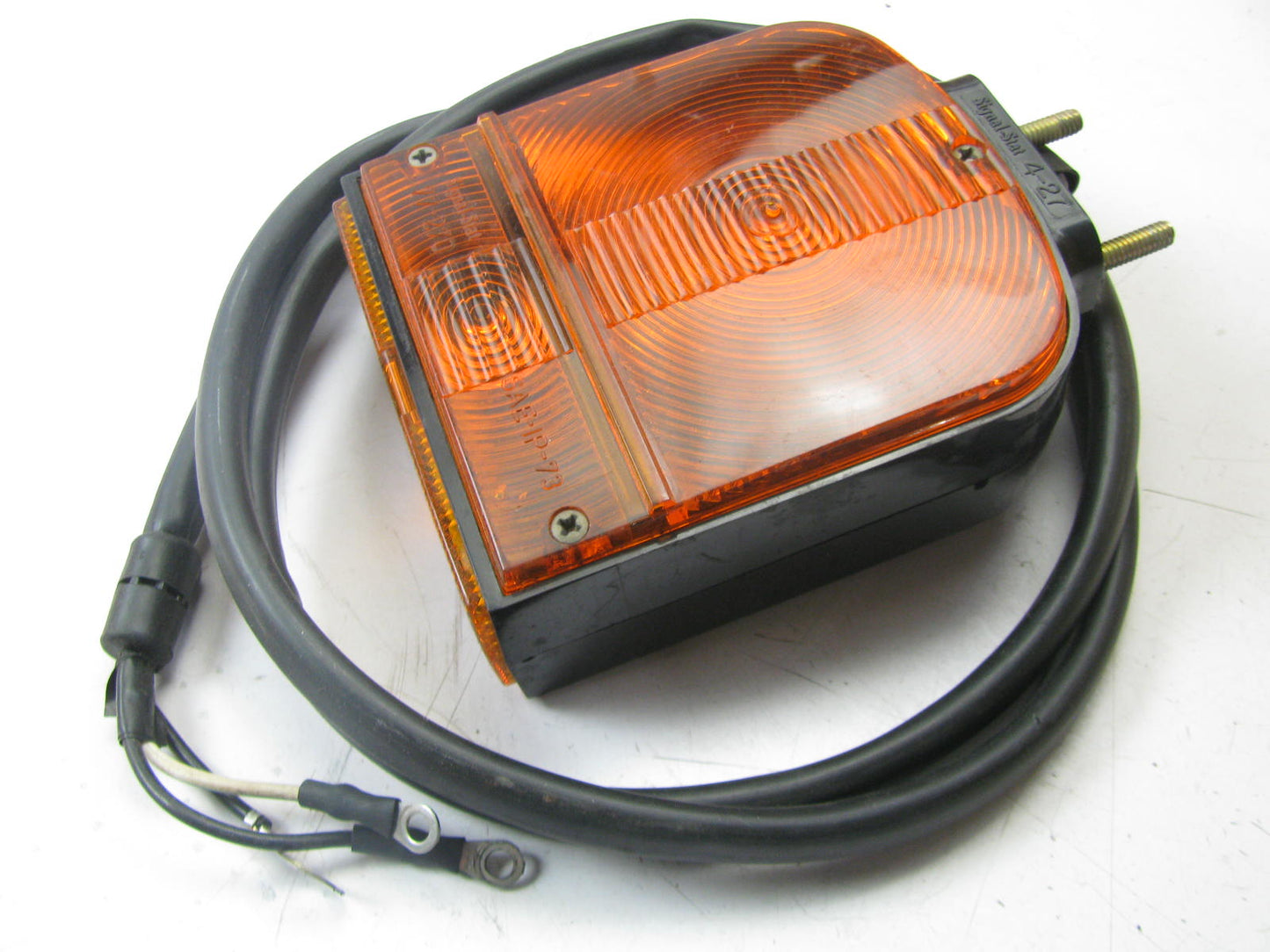 NEW - OEM Ford D3HZ-13368-C Front Right Turn Signal Lamp 1973-1990 LS-LTS800/900