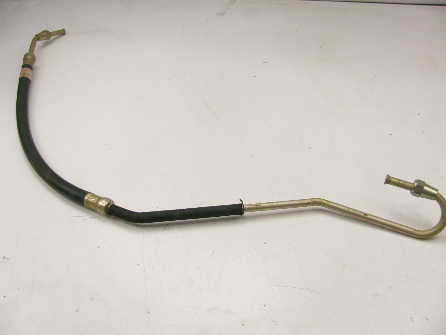 Ford D3HZ-3A719-B Eaton Power Steering Gear LH Turn Hose 73-79 LN700 Diesel