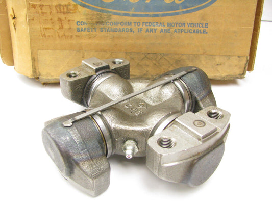 NEW GENUINE OEM Ford D3HZ-4635-A U-Joint Universal Joint 72N1-3FXB