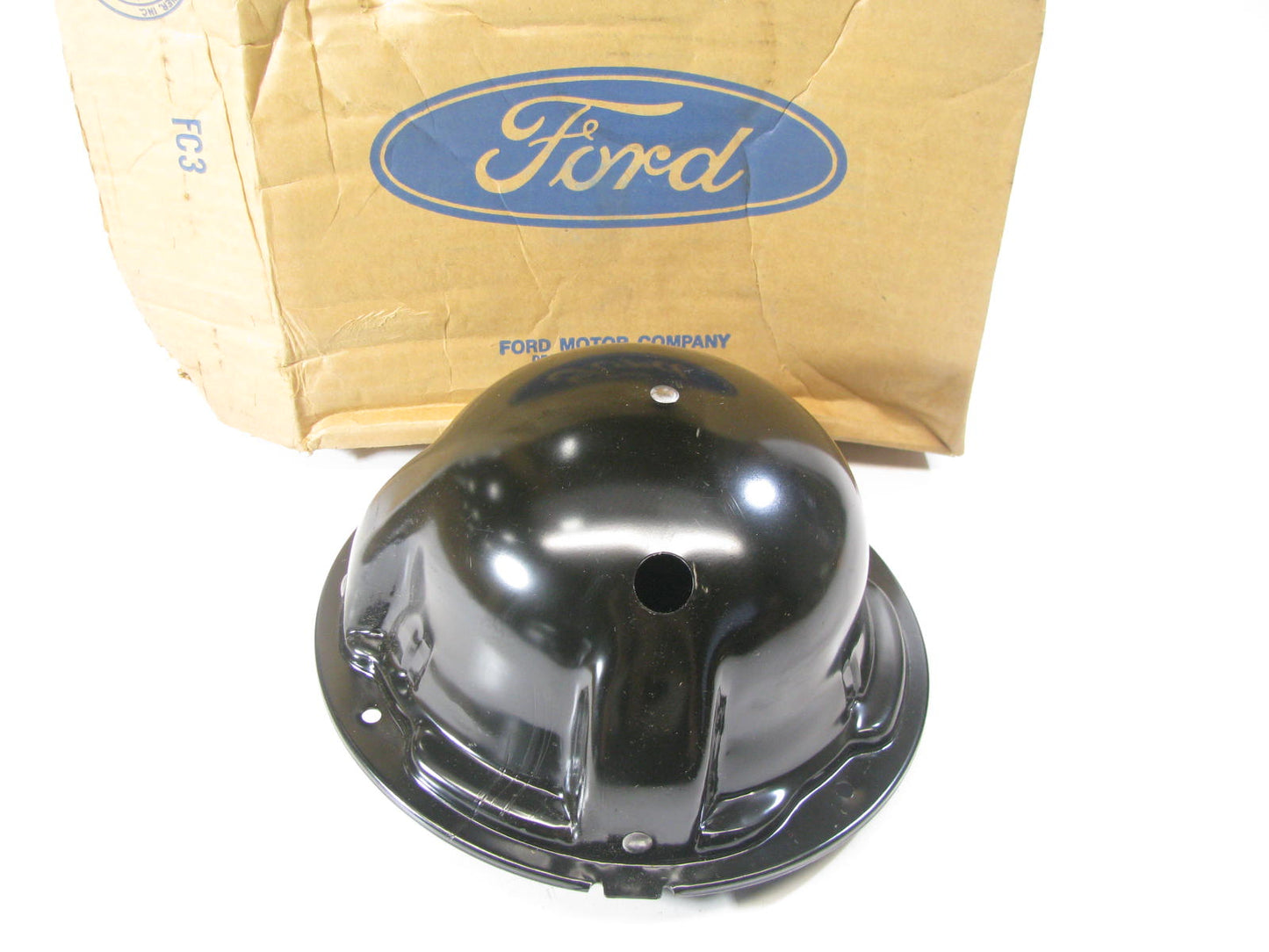 NOS OEM Ford D3TZ-13008-C Headlight Headlamp Bucket 1973-up Truck