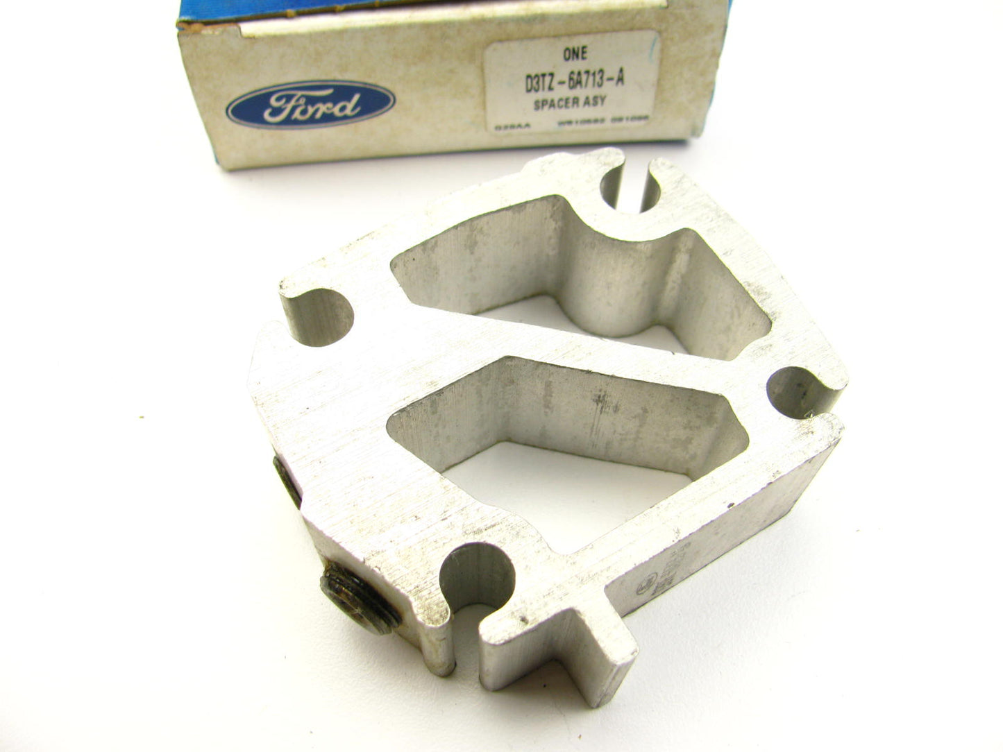 NOS - OEM Ford D3TZ-6A713-A Oil Filter Adapter Spacer 1974-1978 359 361 389 391