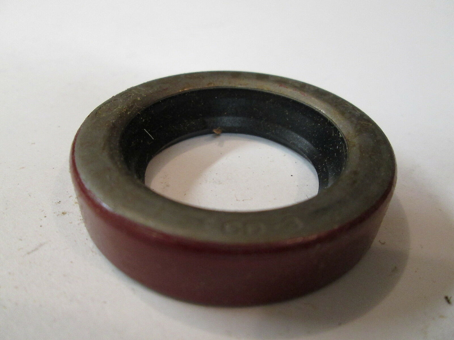 NEW - OEM Ford D4FZ-1177-B Rear Wheel Seal