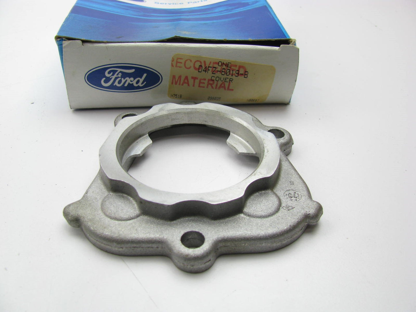 NEW GENUINE OEM Ford D4FZ-6019-B Auxillary Shaft Timing Cover