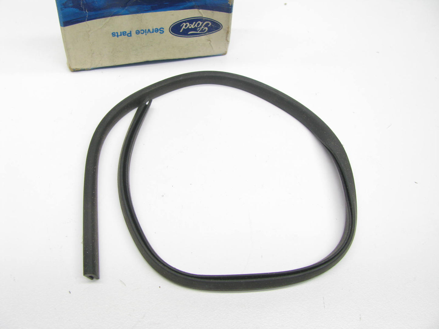 NEW - OEM Ford D4FZ-6020-A Engine Timing Cover Gasket Seal