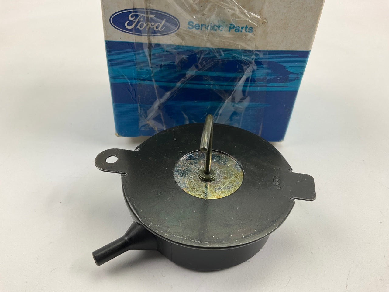 NOS Ford D4FZ-9D612-A HVAC Hot Air Vacuum Actuator Air Cleaner Valve Diaphragm
