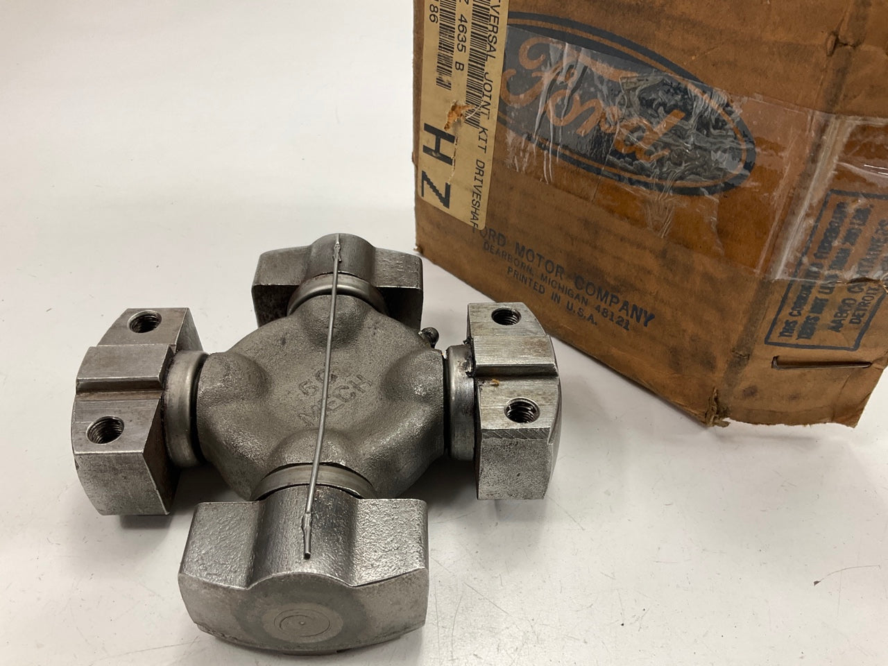 NEW - OEM Ford D4HZ-4635-B U-Joint Universal Joint, Mechanics 6C 4.5 ...
