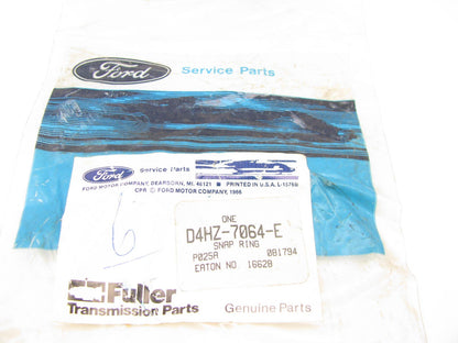 NEW - OEM Ford D4HZ-7064-E Manual Transmissions Snap Ring - Fuller 10 SPEED