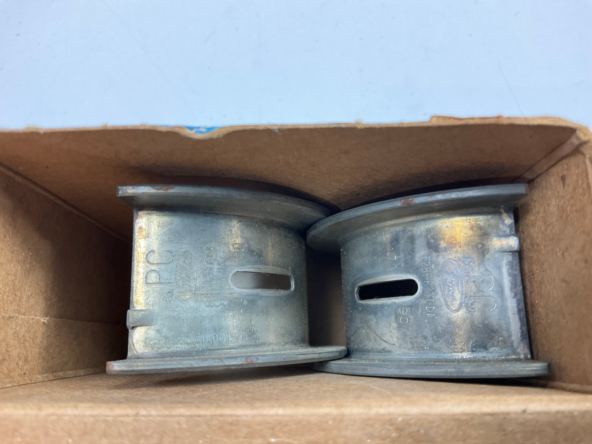 NEW - OEM Ford D5DZ-6337-G Upper Thrust Main Bearing .010'' 1973-1983 200 250-L6