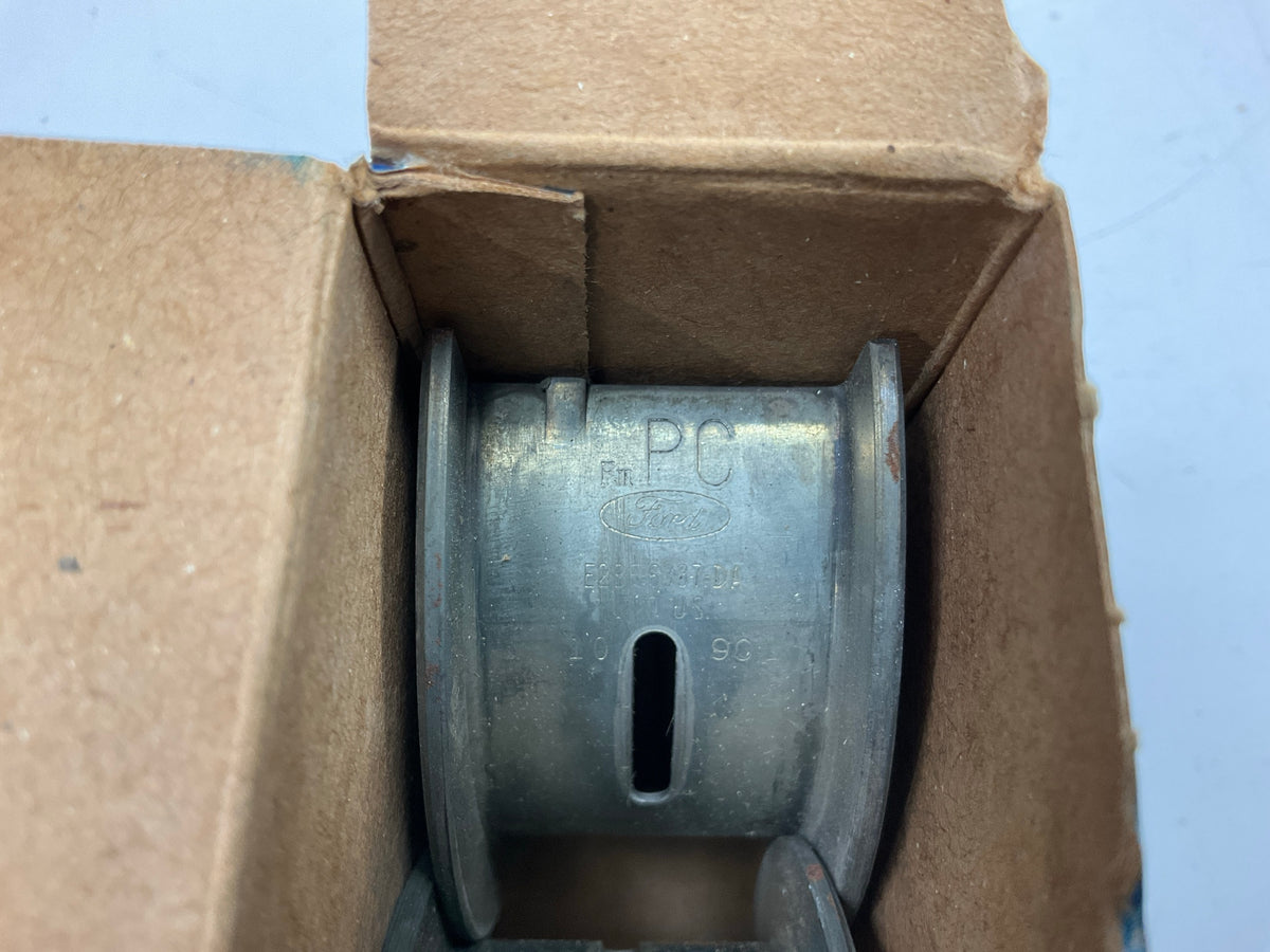NEW - OEM Ford D5DZ-6337-G Upper Thrust Main Bearing .010'' 1973-1983 200 250-L6
