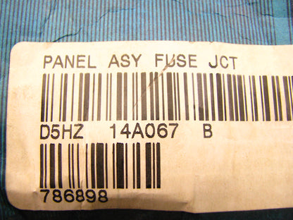 NEW - OEM Ford D5HZ-14A067-B City Delivery Instrument Panel Fuse Junction Box