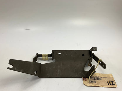 NEW OEM Ford D5HZ-9725-U Engine Mounted Accelerator Linkage 75-90 L-Series 3208