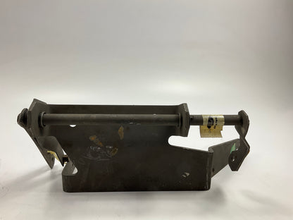 NEW OEM Ford D5HZ-9725-U Engine Mounted Accelerator Linkage 75-90 L-Series 3208