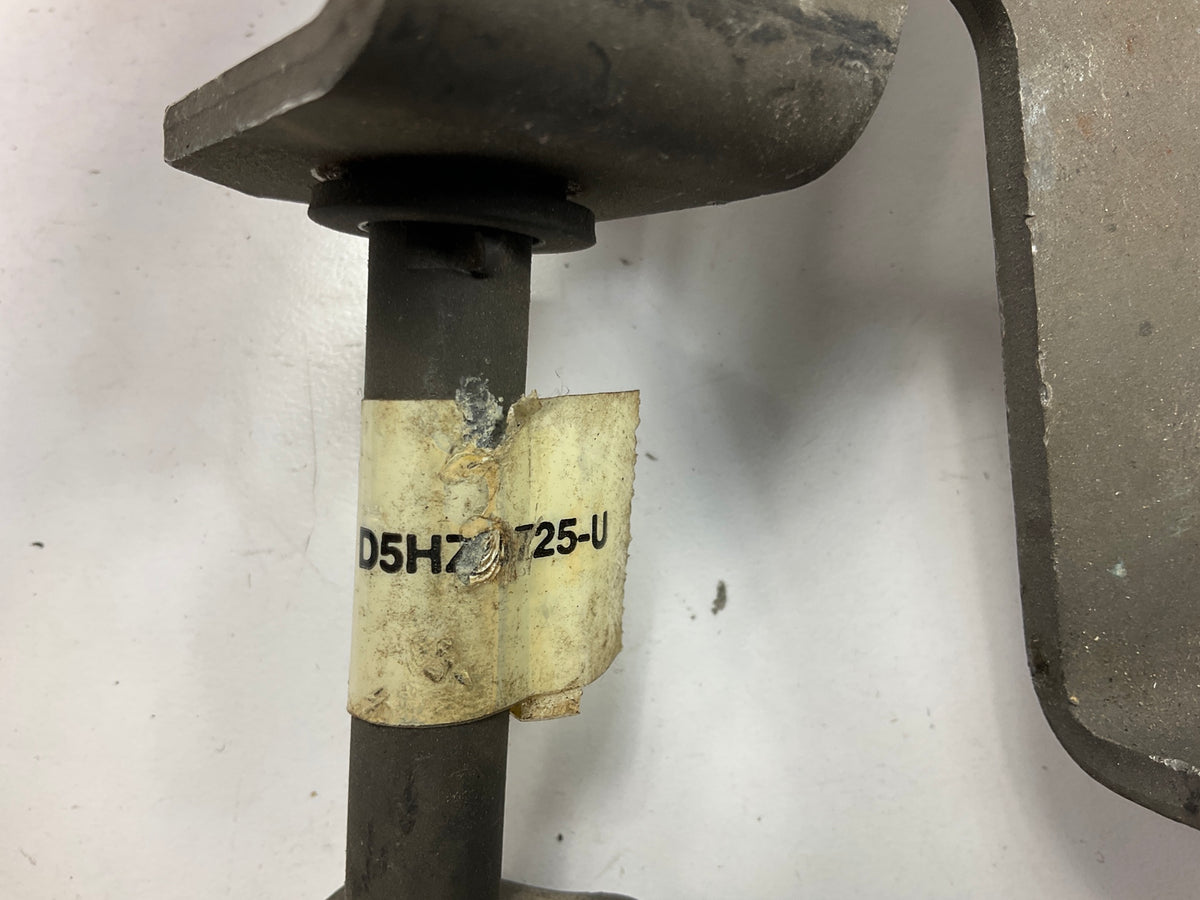 NEW OEM Ford D5HZ-9725-U Engine Mounted Accelerator Linkage 75-90 L-Series 3208