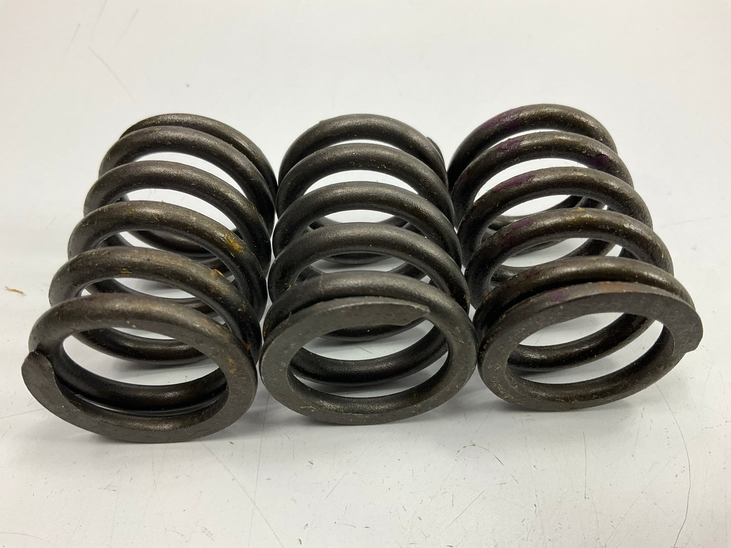 (3) NEW - OEM Ford D5OZ-6513-A Engine Exhaust Valve Spring 1973-2001 302 351W-V8