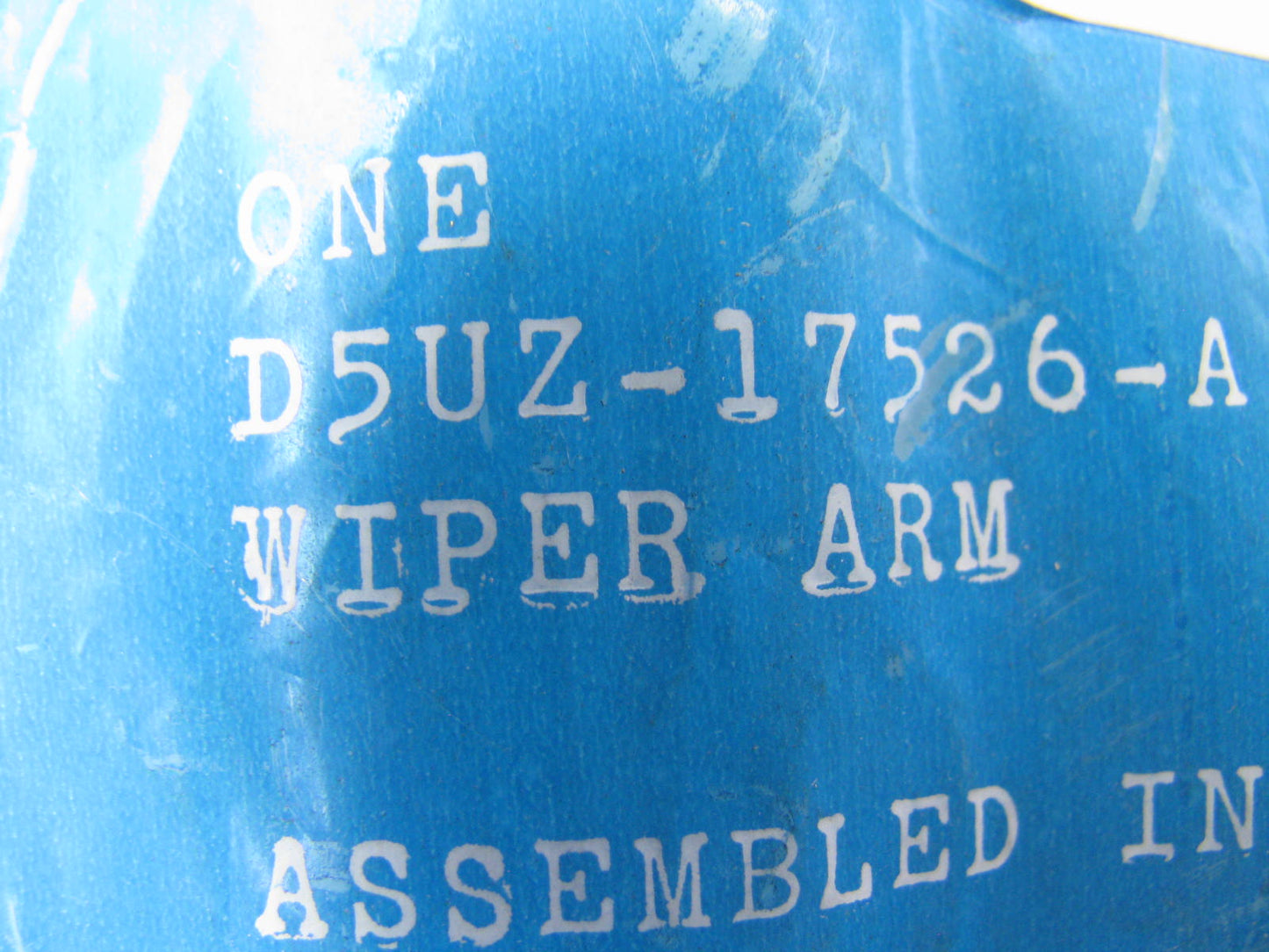 New OEM Windshield Wiper Arm For Ford D5UZ-17526-A