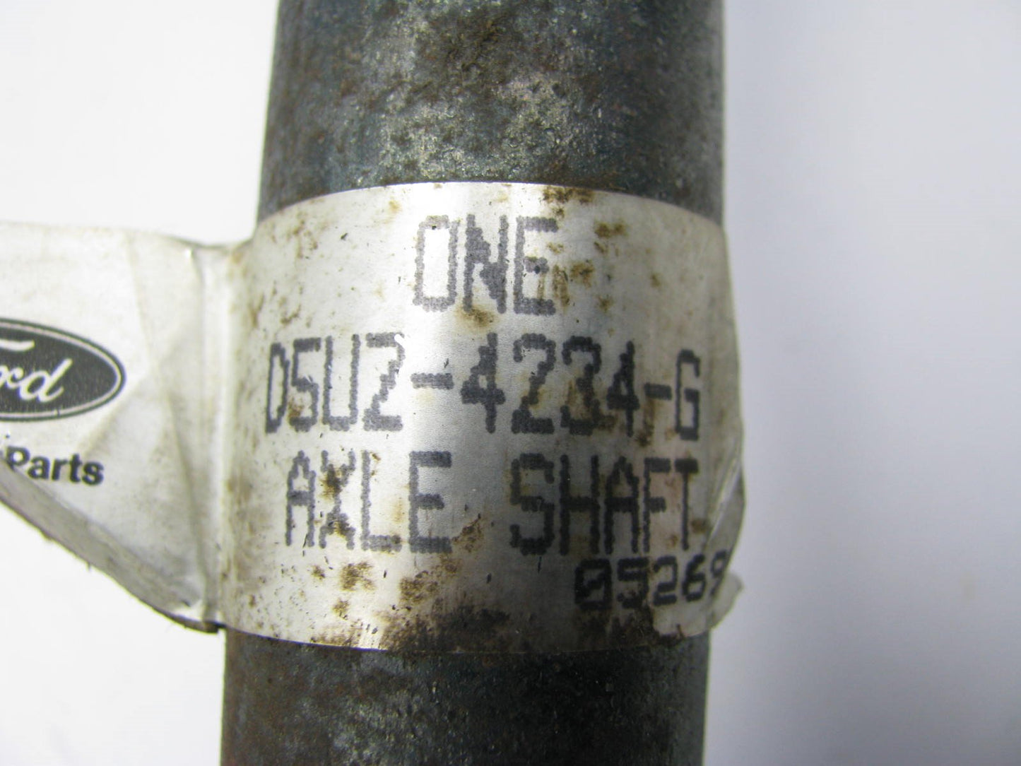 NEW OEM 1975-1986 Ford E-250 Van Full Floating RH Rear Axle Shaft D5UZ-4234-G