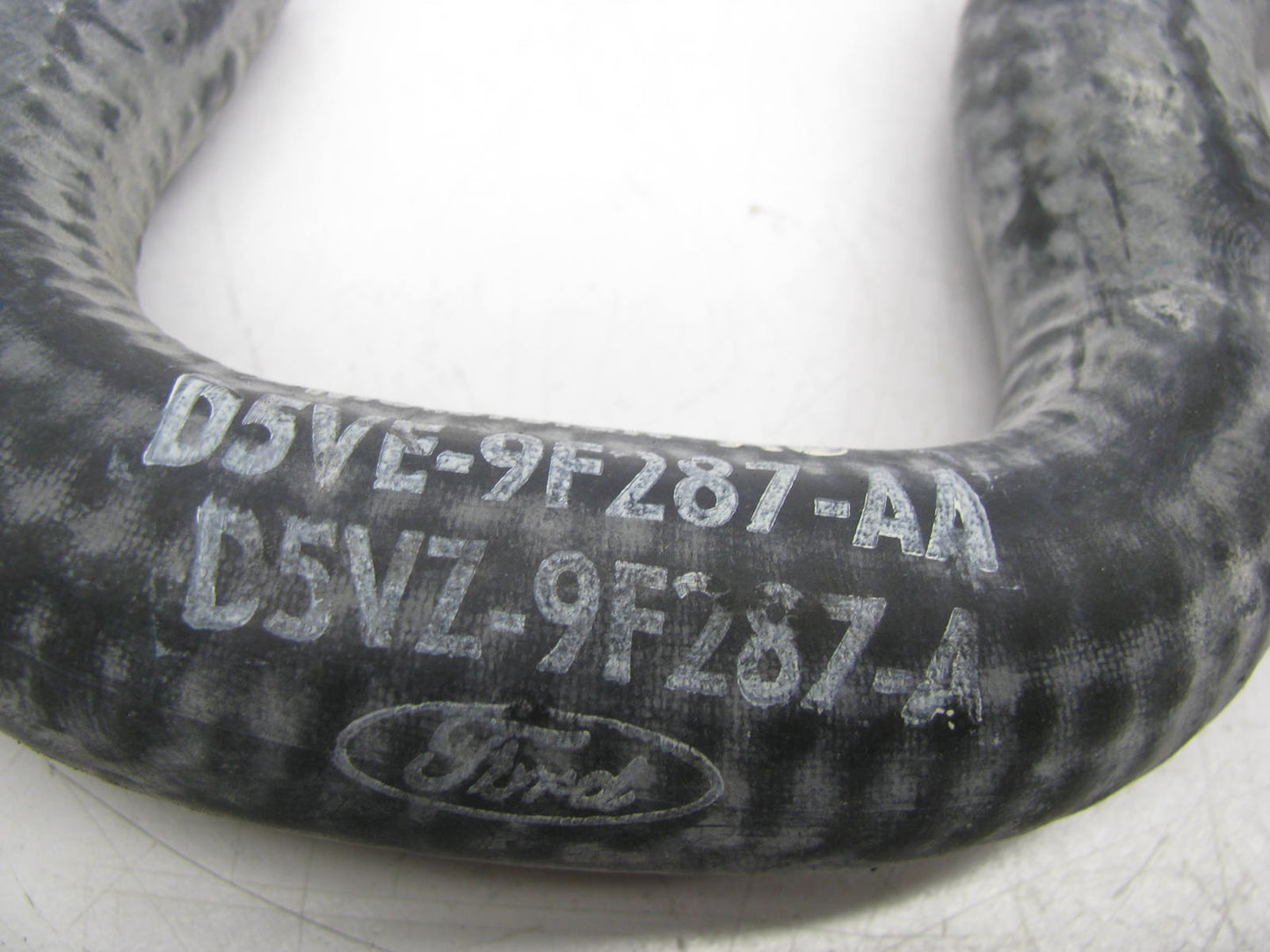 NEW - OEM Ford D5VZ-9F287-A Thermactor Air By-Pass Inlet Hose