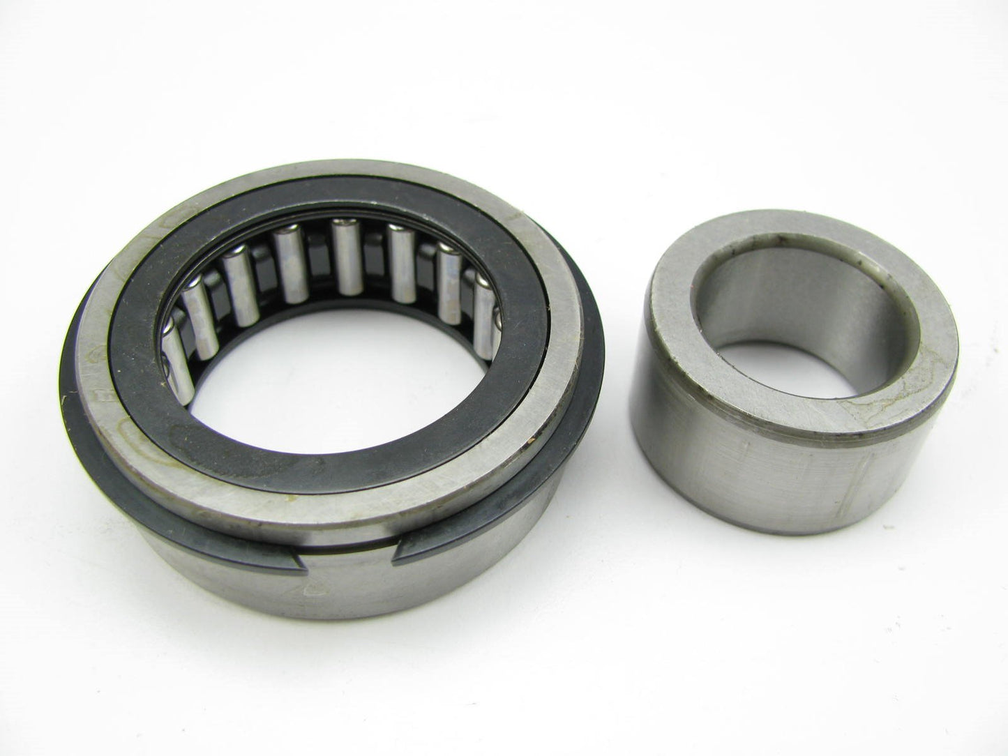 NEW - OEM Ford D67Z-7121-B Countershaft Transmission Bearing 1976-1982 Courier
