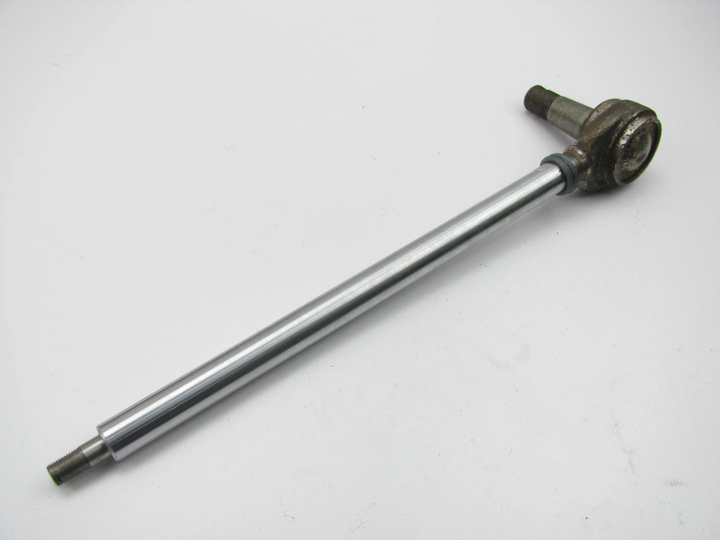 NOS - OEM Ford D6HZ-3B711-A Power Steering Cylinder Ball Stud 1976-1979 C800/900