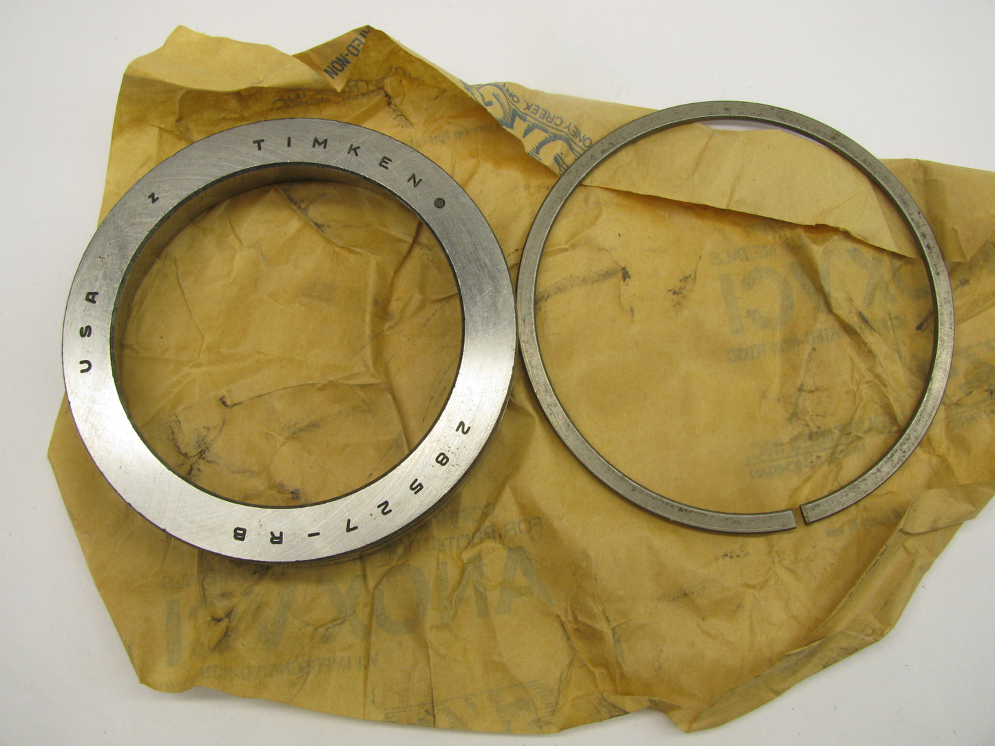 NEW - OEM Ford D6HZ-7169-C Output Shaft Rear Race For Clark Manual Transmission