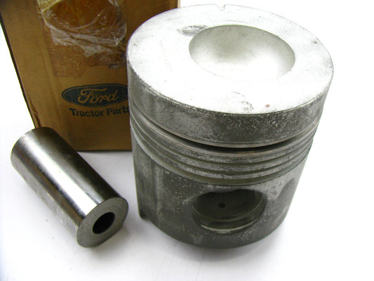 NEW - OEM Ford D6NN-6108-Z Engine Piston .004'' 7000 7100 7200 7400 Tractors