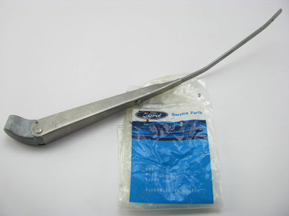 NEW GENUINE OEM Ford D6TZ-17526-A Truck Windshield Wiper Arm