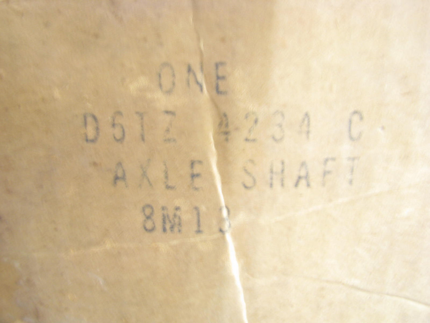 NOS - OEM Ford D6TZ-4234-C Rear Axle Shaft, 28 Spline 1976-1978 F-150 WDM